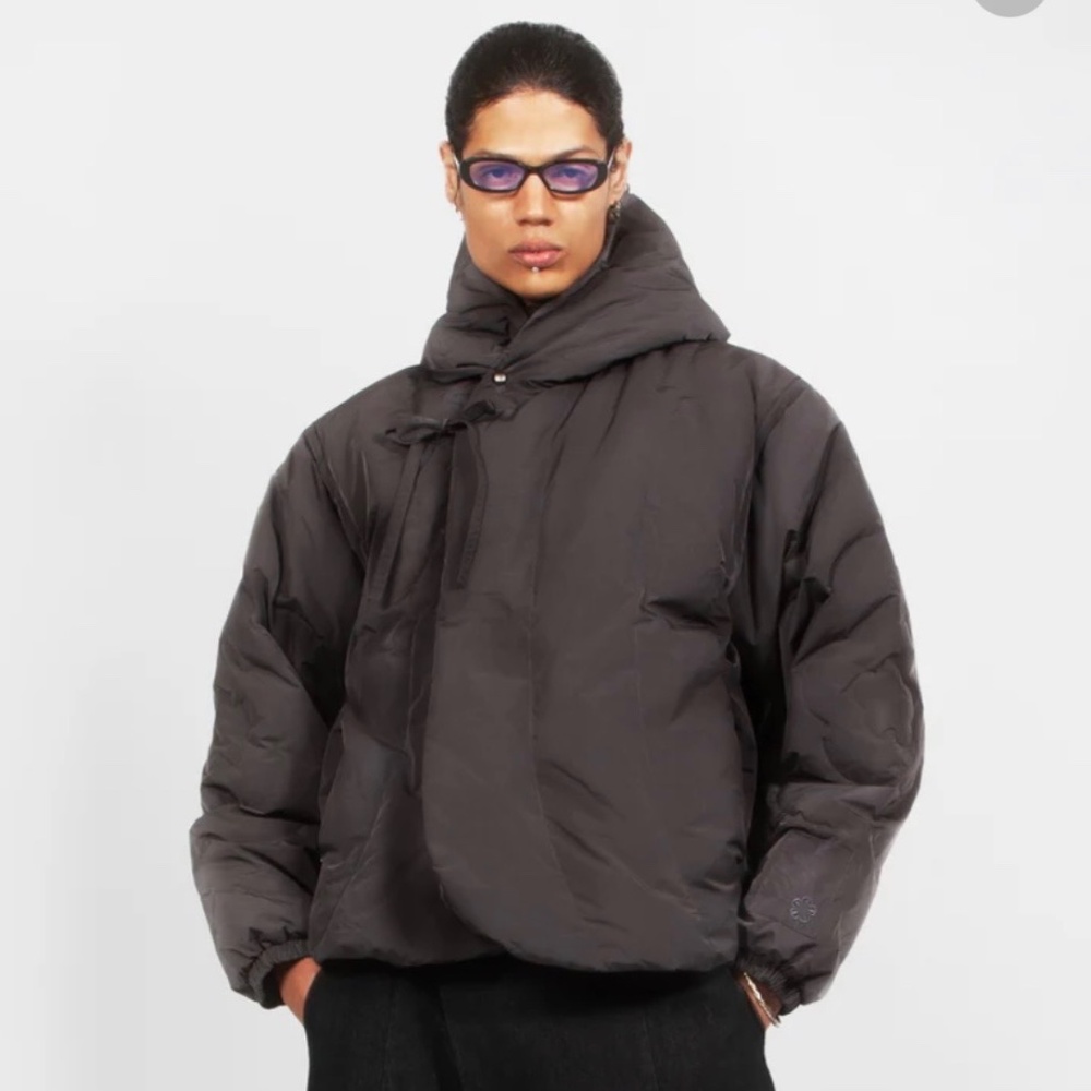 New In Bag Black Sundae School Mochi Puffer